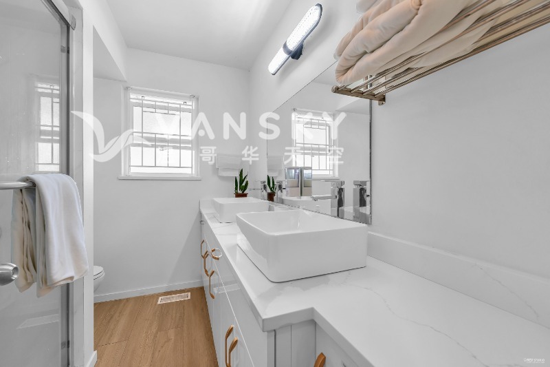 250913140202_Full bothroom 6.jpg